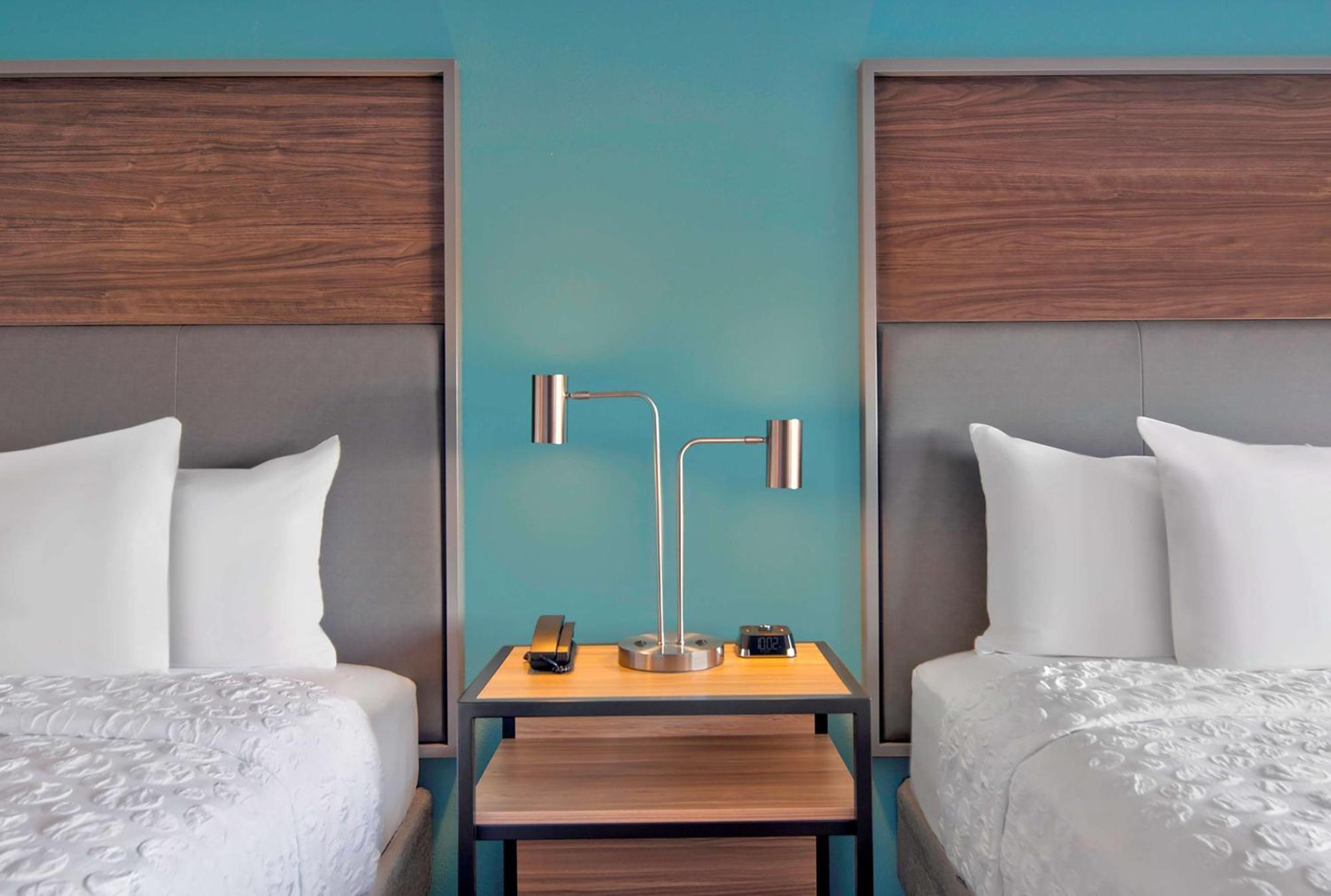 Tru By Hilton Ashburn One Loudoun, Va Hotel ภายนอก รูปภาพ